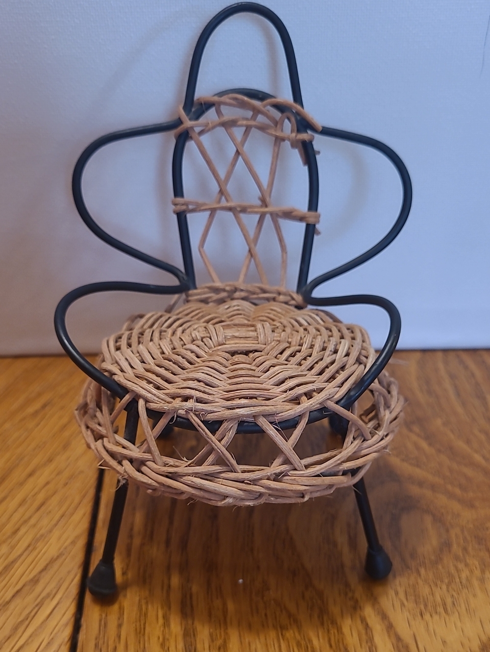 Mini Wikerand Metal Chair.Perfect For Barbie And More.Note:Barbies Not Included.